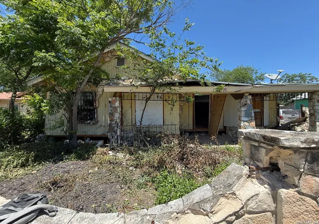 3rd image of 515 Gould St, San Antonio, TX 78207 | MLS# 1966799