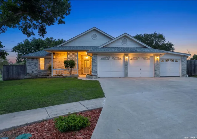 Photo 2 of Single family home for sale at 3421 Sherwin Dr, Schertz, TX 78108 | MLS# 1966814 | Listing updated on 2026-08-27