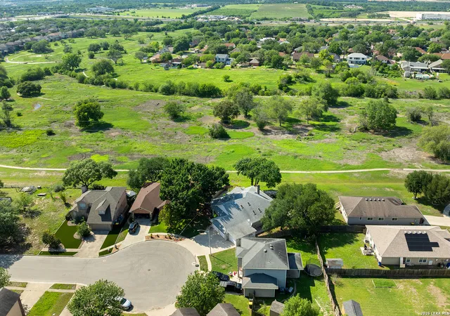 Photo 4 of Single family home for sale at 3421 Sherwin Dr, Schertz, TX 78108 | MLS# 1966814 | Listing updated on 2026-08-27