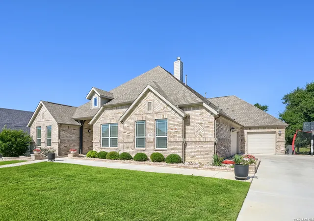 4th image of 208 Englewood Ln, Castroville, TX 78009 | MLS# 1966817