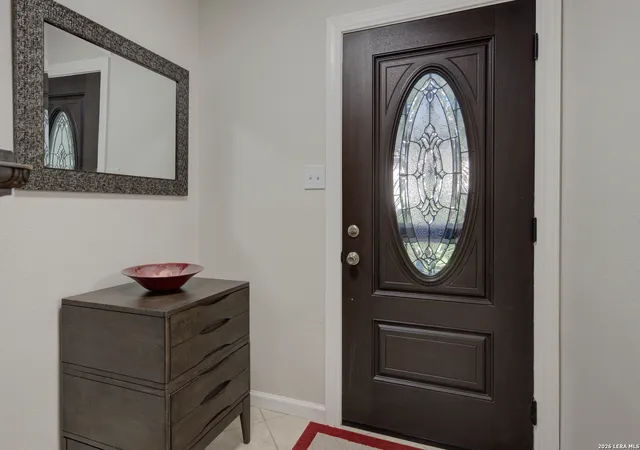 Listing Photo 3 - Condo for sale in building located at 11303 Vance Jackson, San Antonio, TX 78230 - Unit #L2