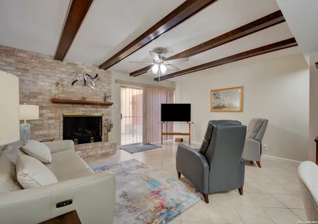 Listing Photo 5 - Condo for sale in building located at 11303 Vance Jackson, San Antonio, TX 78230 - Unit #L2