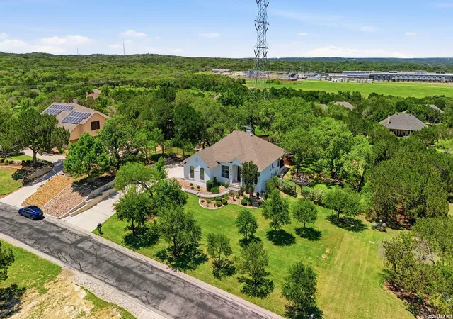 28th image of 9015 Tuscan Hills Dr, San Antonio, TX 78266 | MLS# 1966923