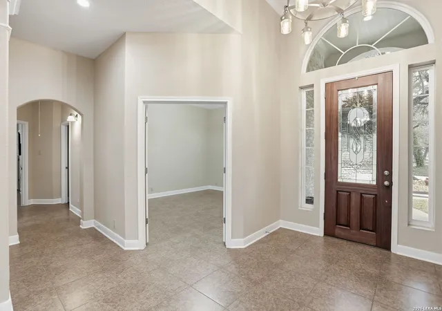 3rd image of 813 County Road 375, San Antonio, TX 78253 | MLS# 1966926