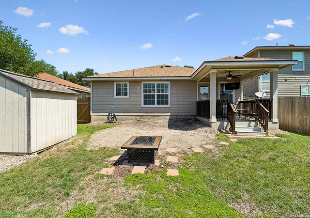 Homes for sale in San Antonio, TX | 5806 Espada Bnd, San Antonio, TX 78222 | MLS# 1966945
