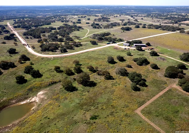 4th image of 342 Yellowstone Dr, Woodway, TX 76561 | MLS# 1966946
