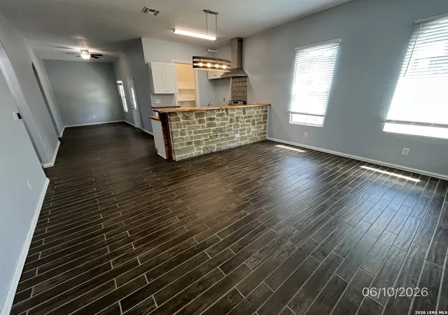 3rd image of 2250 Golf Dr, Spring Branch, TX 78070 | MLS# 1966955