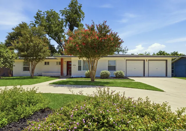 2nd image of 506 Oakleaf Dr, San Antonio, TX 78209 | MLS# 1967016