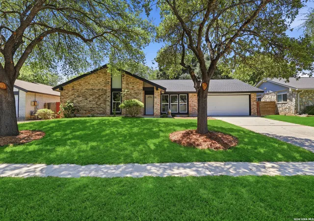 Photo 2 of Sale Pending at 5422 El Tejano St, San Antonio, TX 78233 | MLS# 1967048 | Listing updated on 2026-08-10