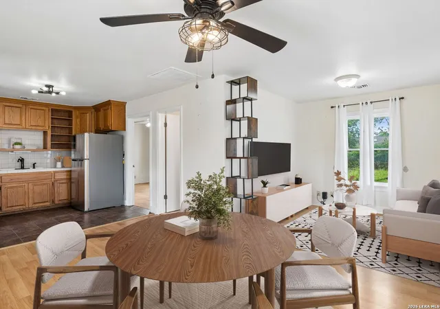 Photo 4 of Sale Pending at 111 Brackenridge, Boerne, TX 78006 | MLS# 1967065 | Listing updated on 2026-09-20
