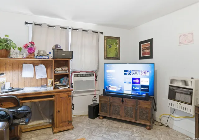 Homes for sale in Fredericksburg, TX | 911 Hill St, Fredericksburg, TX 78624 | MLS# 1967093
