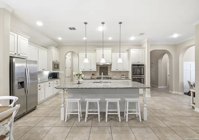 Photo 4 of Single family home for sale at 430 Tranquil Oak, San Antonio, TX 78260 | MLS# 1967102 | Listing updated on 2026-05-26