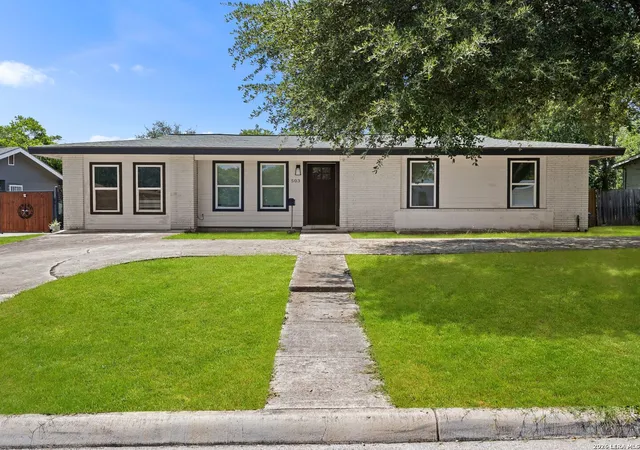 2nd image of 503 Pickwell Dr, San Antonio, TX 78223 | MLS# 1967176