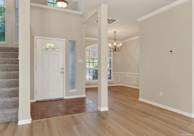 Photo 4 of Single family home for sale at 8510 Espanola, Helotes, TX 78023 | MLS# 1967177 | Listing updated on 2026-10-09