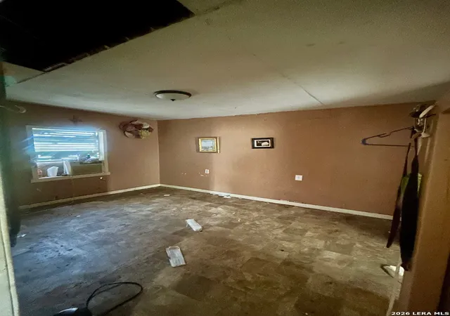 4th image of 23156 Rusty Leaf Ln, San Antonio, TX 78264 | MLS# 1967187