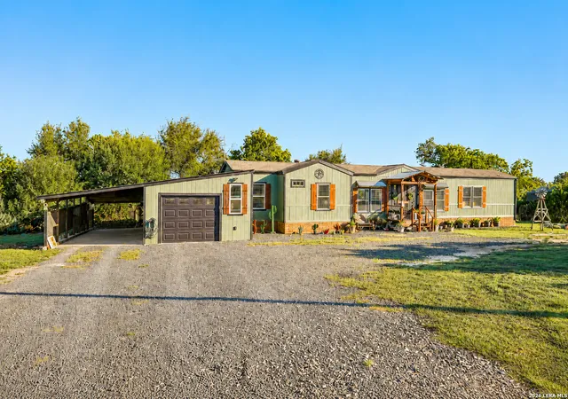 Photo 1 of Manufactured home for sale at 378 Aime Real Ranch Road, Kerrville, TX 78028 | MLS# 1967192 | Listing updated on 2026-05-18