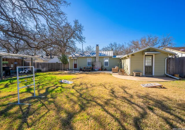 27th image of 110 Beverly Dr, Fredericksburg, TX 78624 | MLS# 1967208