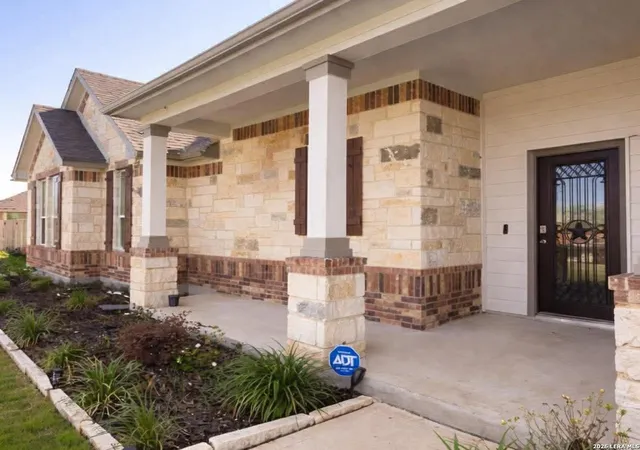 Photo 3 of Sale Pending at 230 Jordans Est, San Antonio, TX 78264 | MLS# 1967210 | Listing updated on 2026-07-30