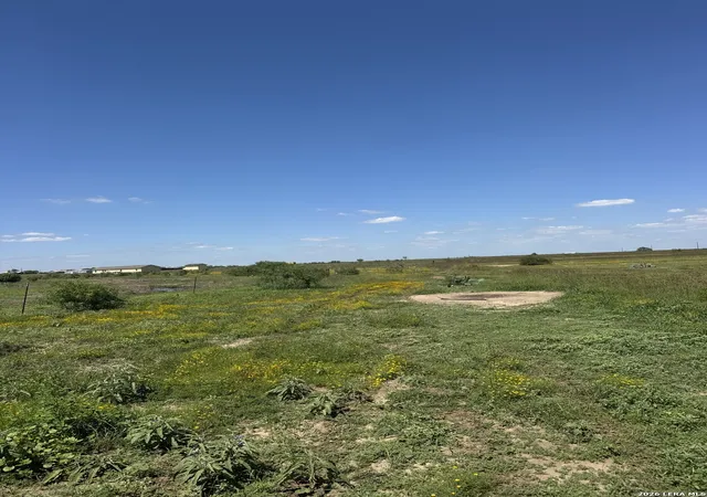 1st image of 2731 Atascosa County Road 101, Floresville, TX 78114 | MLS# 1967225