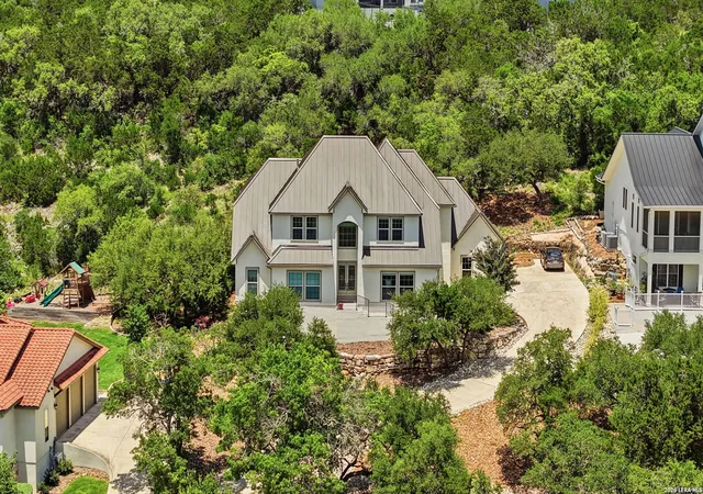 Photo 3 of Single family home for sale at 19519 Terra Mont, San Antonio, TX 78255 | MLS# 1967230 | Listing updated on 2026-08-30