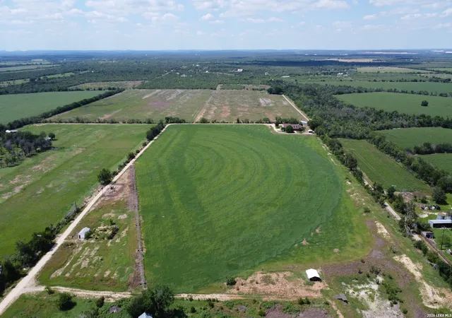 1st image of 3125 Fm 2676, Hondo, TX 78861 | MLS# 1967232