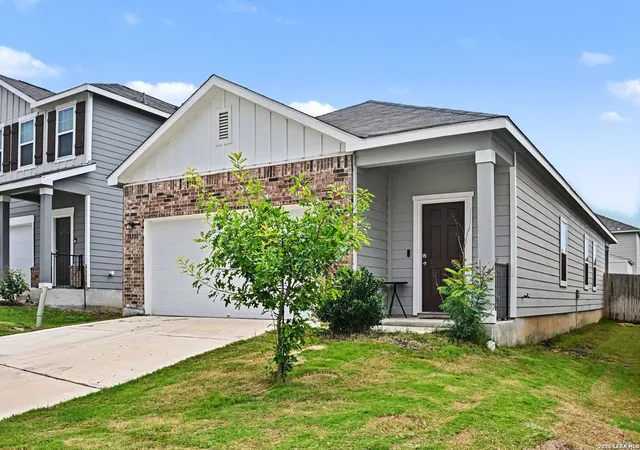 3rd image of 13522 Sunrise Mdw, Saint Hedwig, TX 78152 | MLS# 1967268