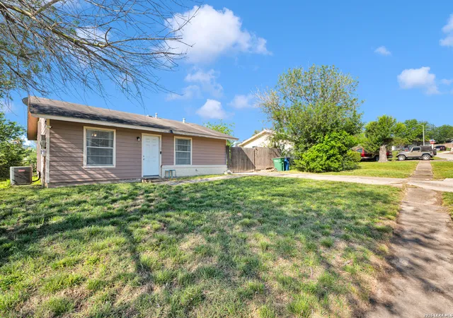 Photo 1 of Single family home for sale at 6218 Stone Valley Dr, San Antonio, TX 78242 | MLS# 1967276 | Listing updated on 2026-08-23