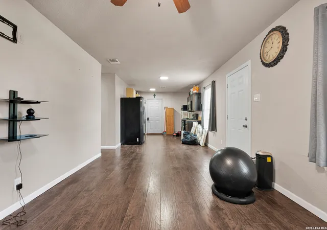 Photo 3 of Single family home for sale at 6218 Stone Valley Dr, San Antonio, TX 78242 | MLS# 1967276 | Listing updated on 2026-08-23