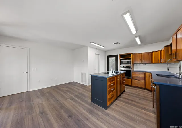 4th image of 109 Debra Lane, Kerrville, TX 78028 | MLS# 1967279