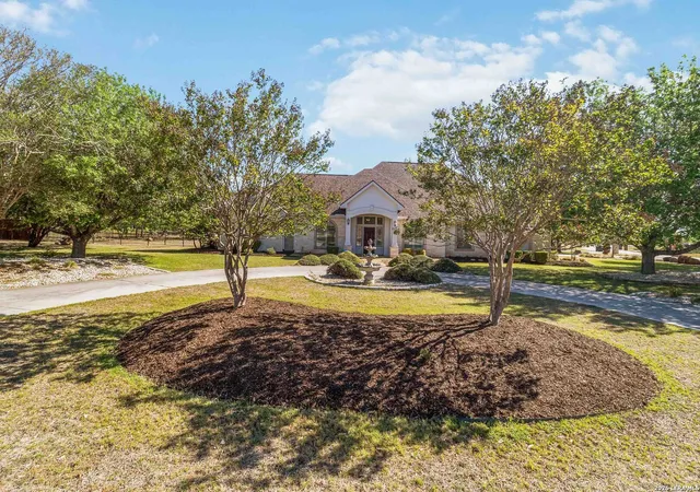 2nd image of 1116 Stagecoach Trl, San Marcos, TX 78666 | MLS# 1967287