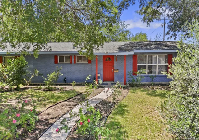 1st image of 302 Redcliff, San Antonio, TX 78216 | MLS# 1967382