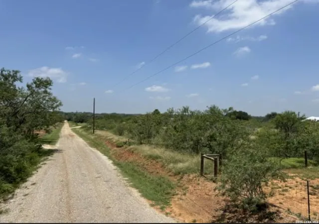 1st image of 0 Cr 106, Floresville, TX 78114 | MLS# 1967409