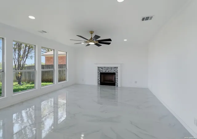 Photo 3 of Single family home for sale at 7306 Ellerby Pt, San Antonio, TX 78240 | MLS# 1967426 | Listing updated on 2026-08-25