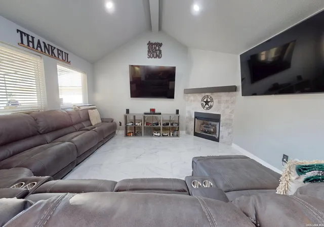 5th image of 6127 Royal Rdg, San Antonio, TX 78239 | MLS# 1967429