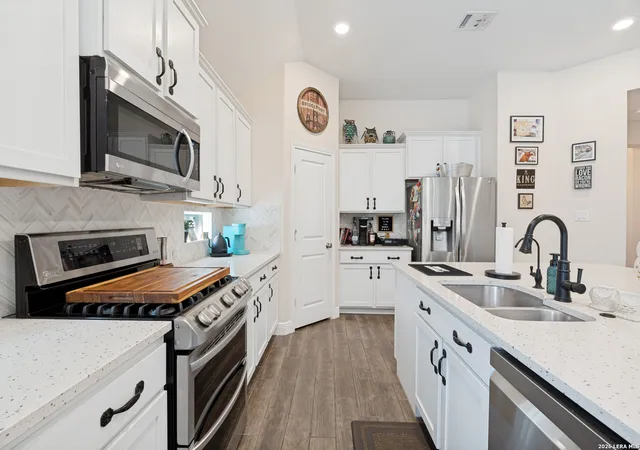 Photo 3 of Single family home for sale at 10315 Owl Woods, Schertz, TX 78154 | MLS# 1967442 | Listing updated on 2026-07-25