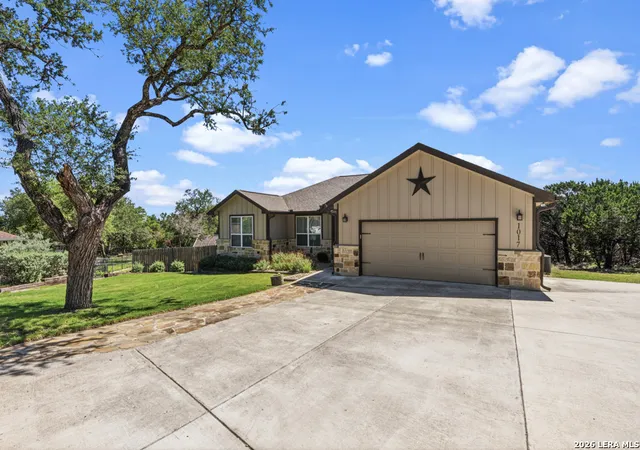 Photo 4 of Single family home for sale at 1017 Burning Tree, Spring Branch, TX 78070 | MLS# 1967479 | Listing updated on 2026-09-17