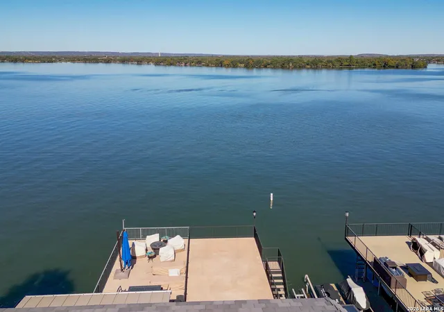 30th image of 528 Lighthouse Dr # 6 #6, Horseshoe Bay, TX 78657 | MLS# 1967481