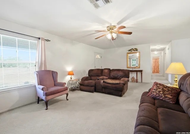 Photo 3 of Single family home for sale at 908 N Mansfield St, Pleasanton, TX 78064 | MLS# 1967524 | Listing updated on 2026-05-27