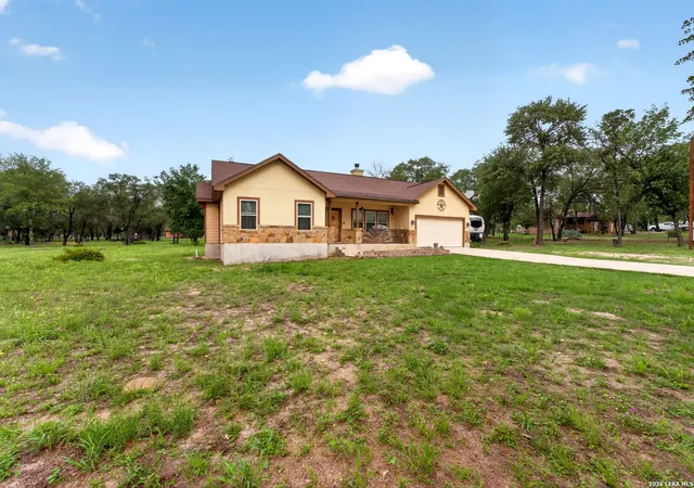 Homes for sale in Natalia, TX | 160 County Road 6874, Natalia, TX 78059 | MLS# 1967531