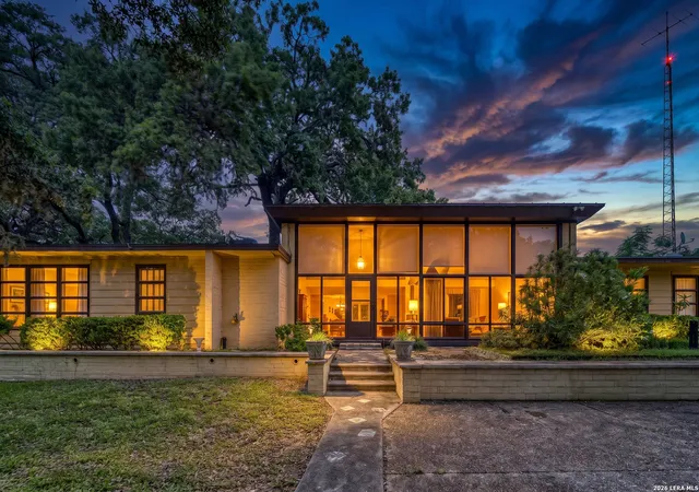 2nd image of 19967 Tx  127, Concan, TX 78881 | MLS# 1967543