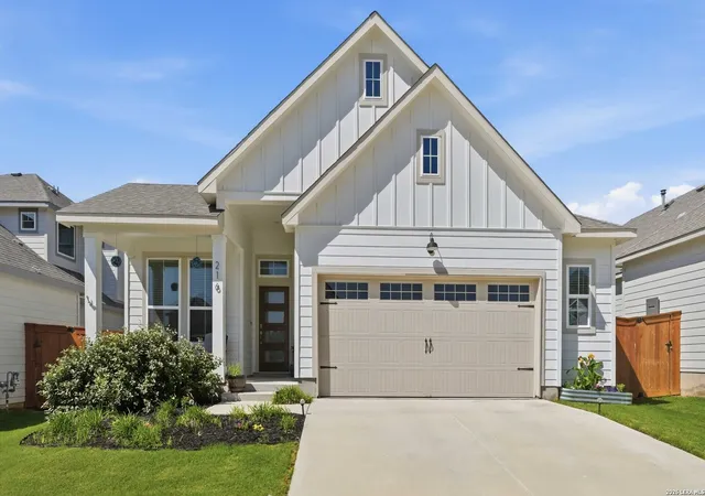 3rd image of 216 Camino Verde, San Marcos, TX 78666 | MLS# 1967548