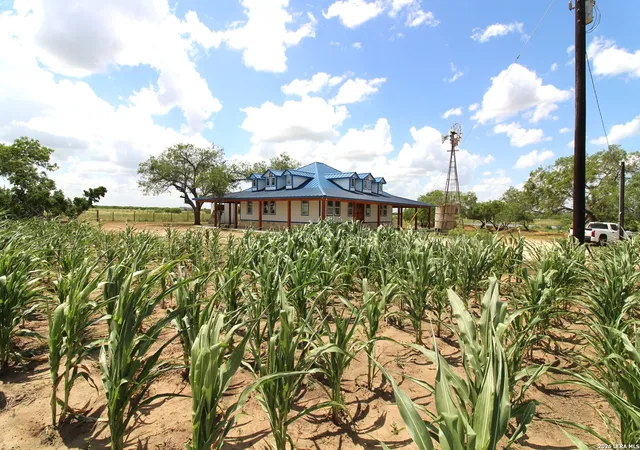 1st image of 101 County Road 135, Floresville, TX 78114 | MLS# 1967565