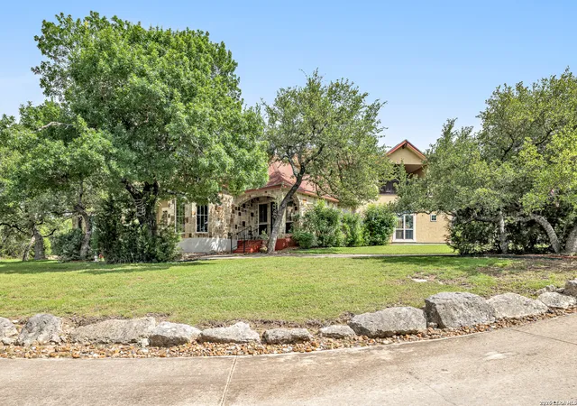 Photo 3 of Single family home for sale at 302 Cotton Cloud, San Antonio, TX 78260 | MLS# 1967566 | Listing updated on 2026-09-28