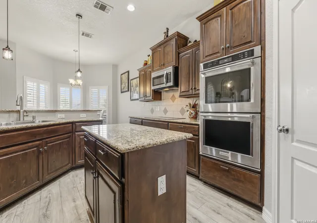 Photo 4 of Single family home for sale at 25907 Hootananny, San Antonio, TX 78260 | MLS# 1967575 | Listing updated on 2026-08-01