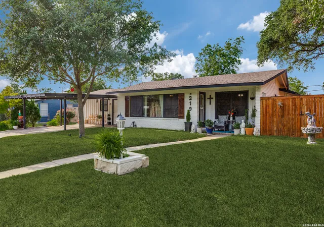 Homes for sale in San Antonio, TX | 219 Pinewood Ln, San Antonio, TX 78216 | MLS# 1967594
