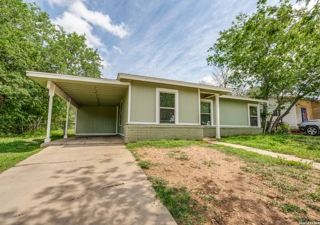 Homes for sale in San Antonio, TX | 2935 Lasses Blvd, San Antonio, TX 78223 | MLS# 1967616