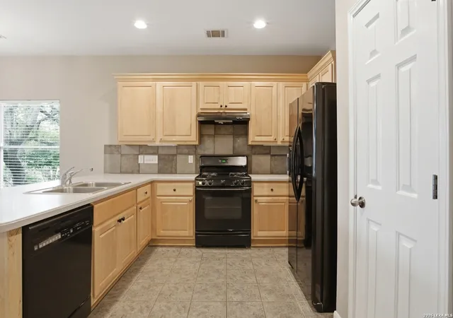 4th image of 23645 Silver Crk, San Antonio, TX 78260 | MLS# 1967617