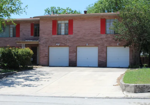 Homes for sale in San Antonio, TX | 206 Senisa Dr, San Antonio, TX 78228 | MLS# 1967640