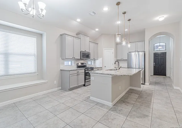 5th image of 21923 Caprock Cyn, San Antonio, TX 78258 | MLS# 1967647