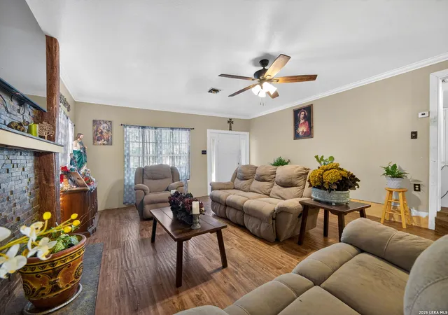 Homes for sale in San Antonio, TX | 512 Stratford Ct, San Antonio, TX 78223 | MLS# 1967743